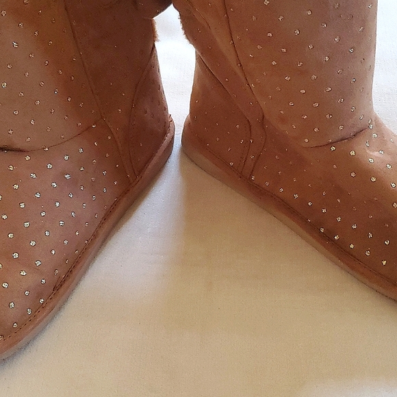 Crazy 8 Girls Golden Brown Faux Fur Lined Faux Suede Boots Glitter Dots Size 2 - Picture 10 of 13